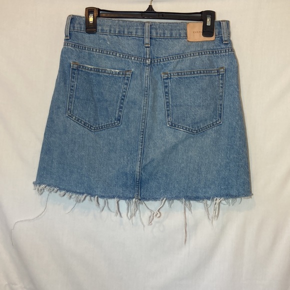 Everlane Raw Hem Denim Reconstructed Mini Blue Jean Skirt Size 28 - Picture 5 of 8